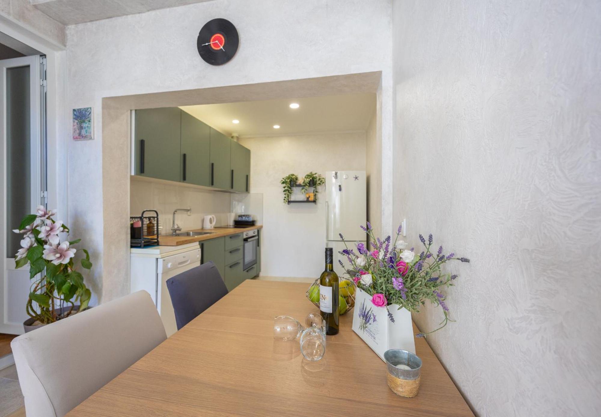 Apartments Tanja Baska Voda Ngoại thất bức ảnh