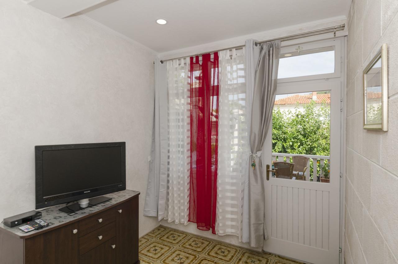 Apartments Tanja Baska Voda Ngoại thất bức ảnh