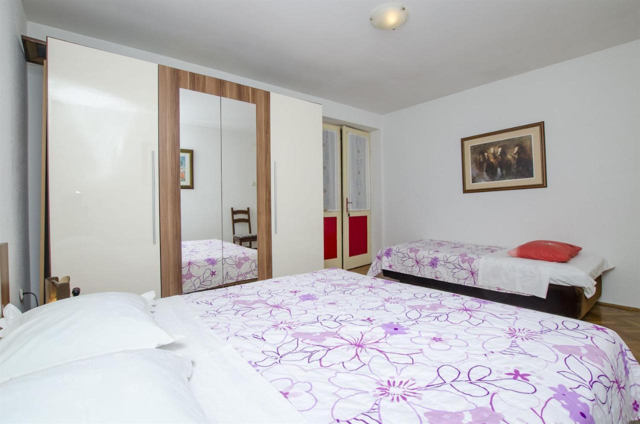 Apartments Tanja Baska Voda Ngoại thất bức ảnh
